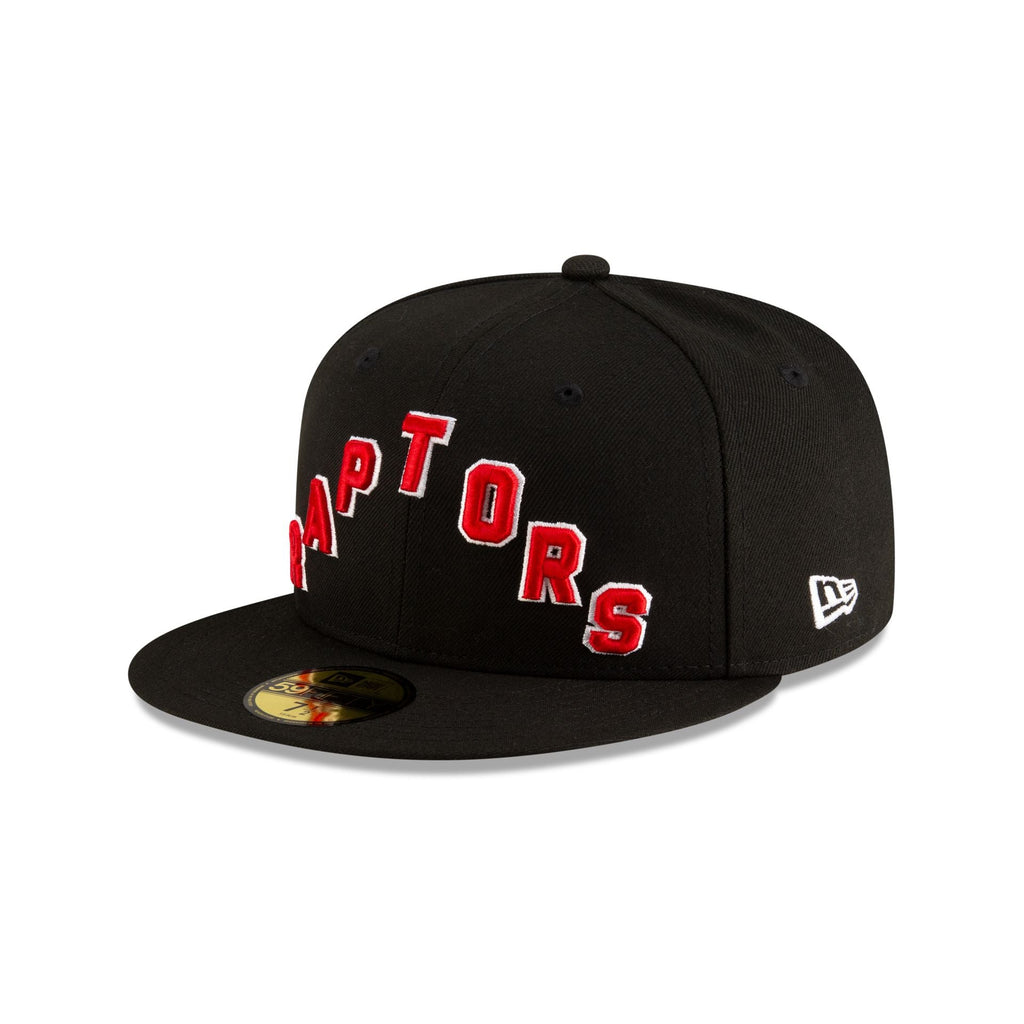 https://cdn.shopify.com/s/files/1/0601/2554/4675/files/60647850_59FIFTY_NBASTATEMENT24_TORRAP_OTC_3QL.jpg?v=1760464029