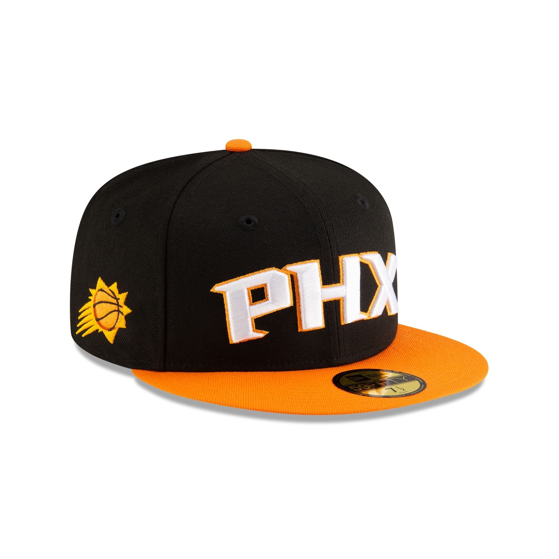 https://cdn.shopify.com/s/files/1/0601/2554/4675/files/60647852_59FIFTY_NBASTATEMENT24_PHOSUN_BLK_3QR.jpg?v=1732550714