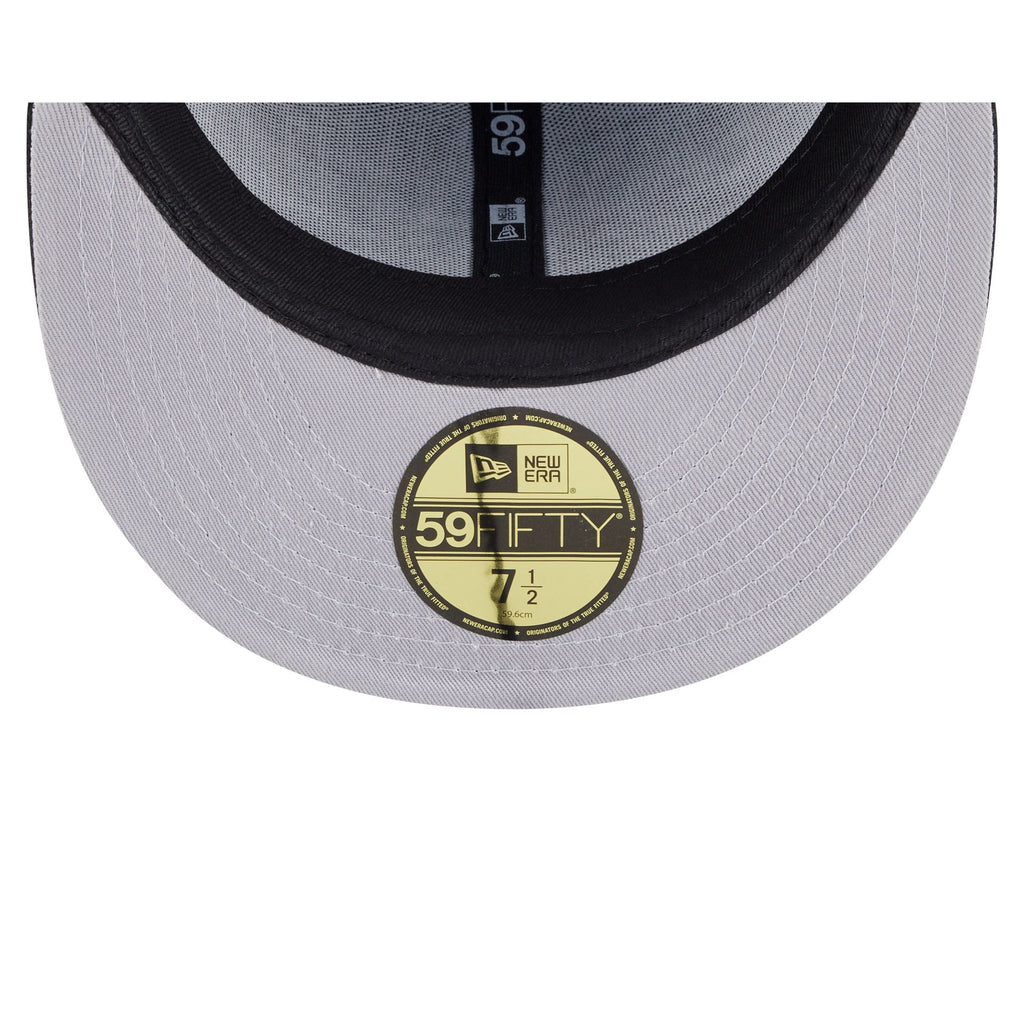 https://cdn.shopify.com/s/files/1/0601/2554/4675/files/60693660_59FIFTY_5950OVERSIZED25075_JACJAG_OTC_UV.jpg?v=1756827386