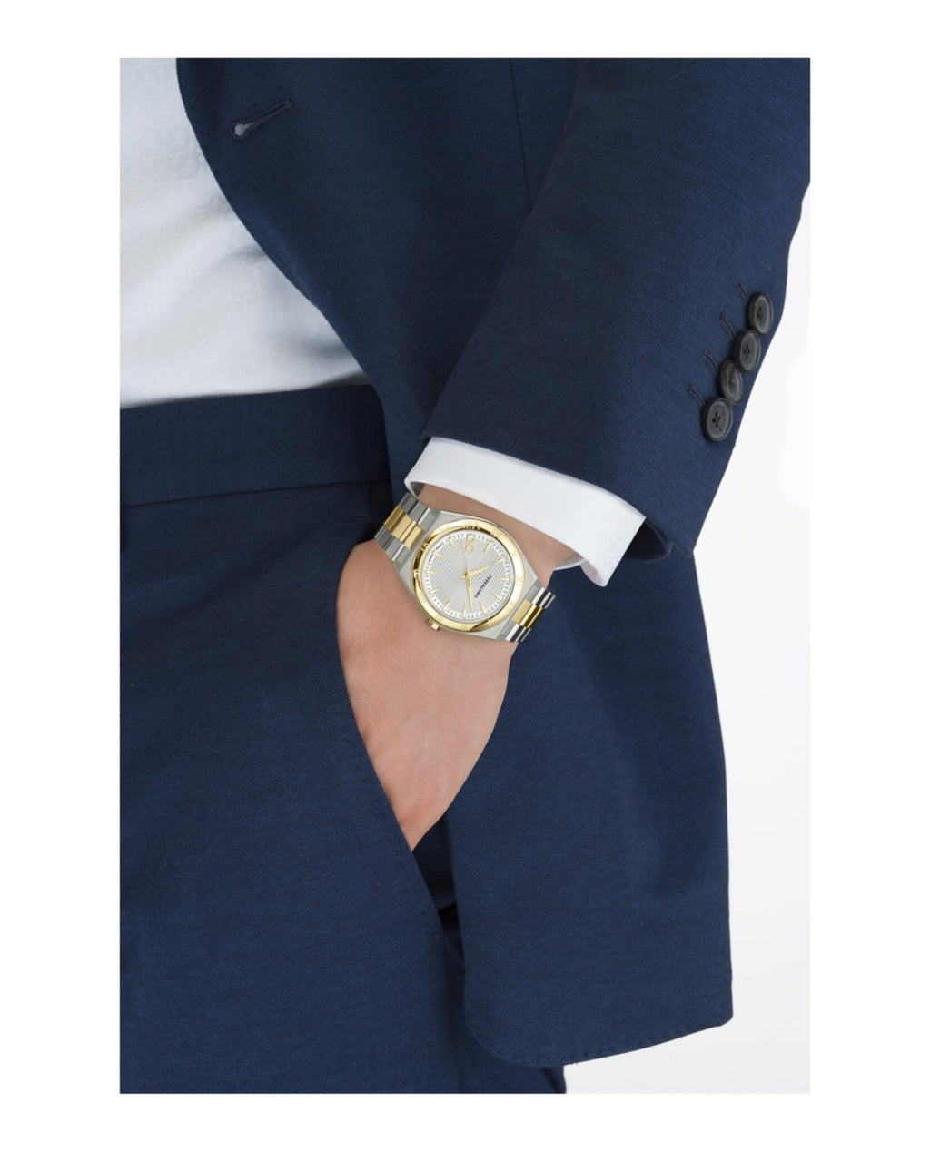 Salvatore Ferragamo Vega Collection Luxury Mens Watch Timepiece