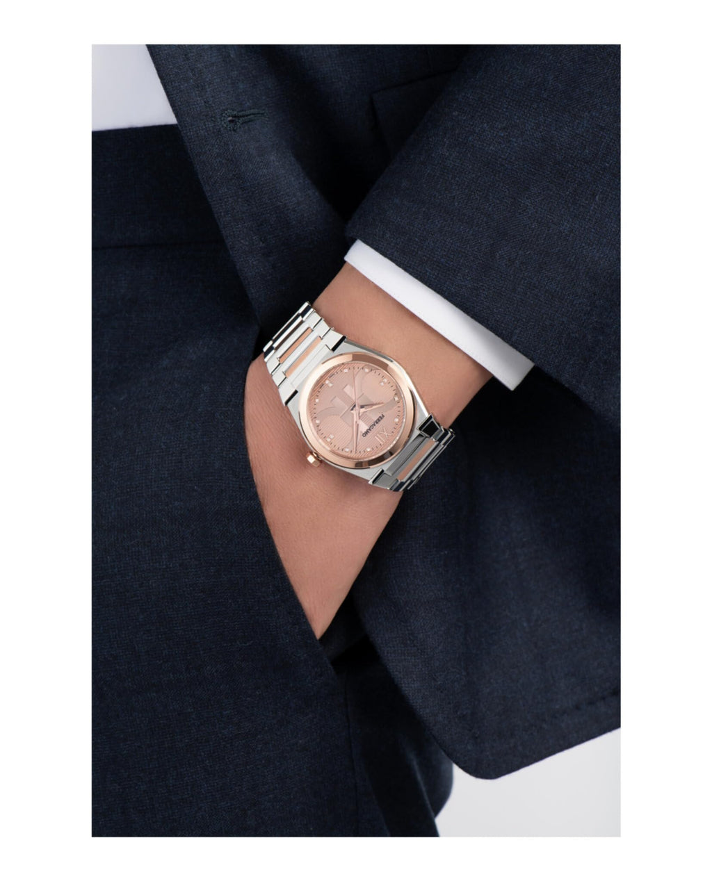 Salvatore Ferragamo Vega Collection Luxury Mens Watch Timepiece