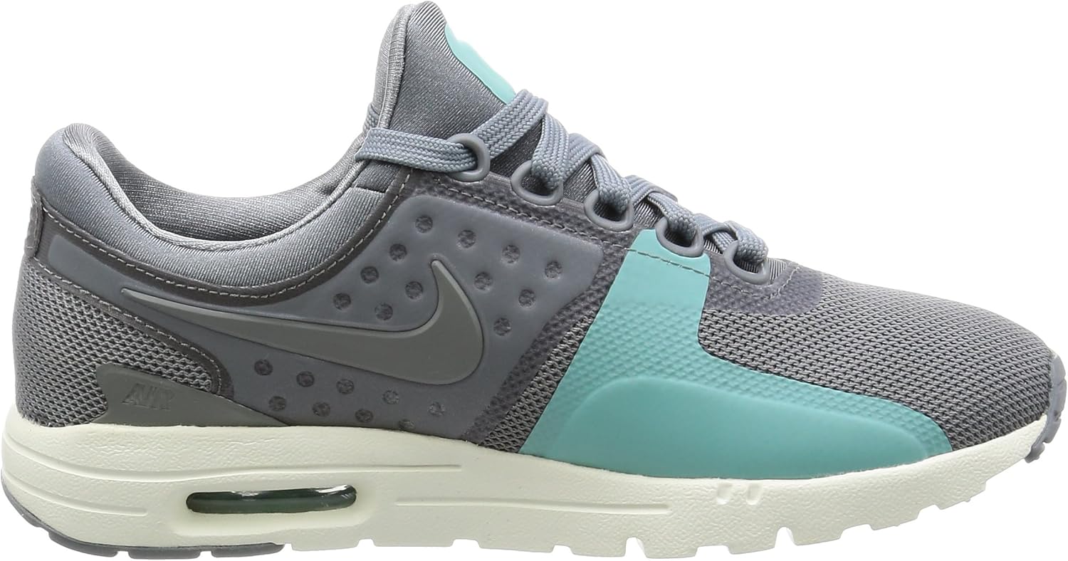 NIKE Men's Athletic Track & Field Shoe