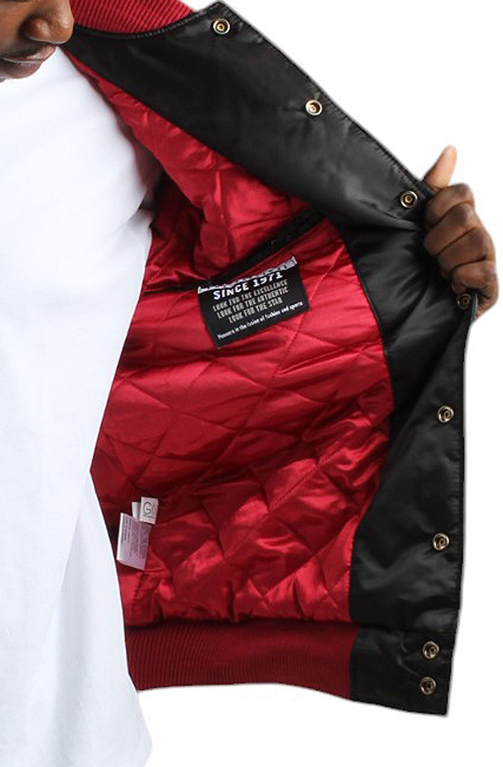 https://static.shiekh.com/media/catalog/product/cache/image/2000x2000/e9c3970ab036de70892d86c6d221abfe/9/b/9b17dd3dd80dd8de737941b9a51276f6.jpg