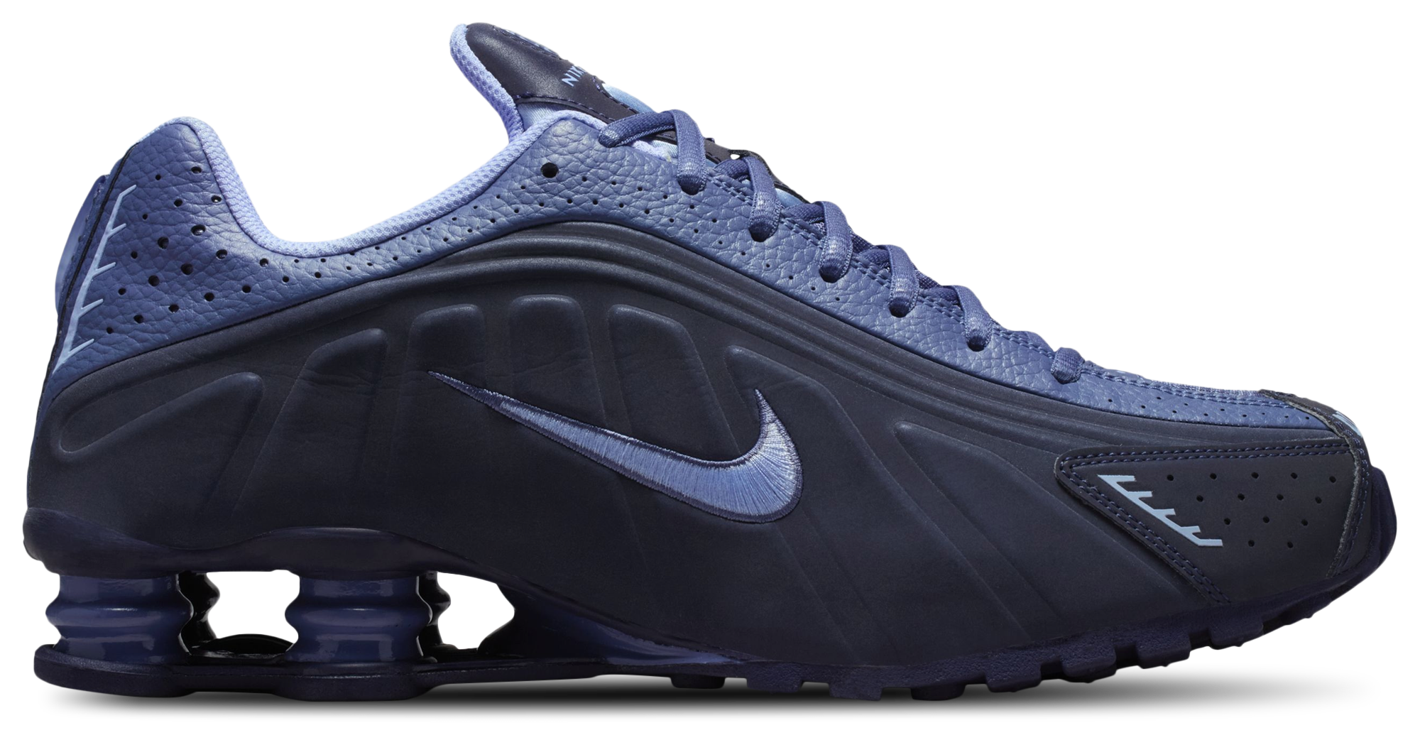 https://images.footlocker.com/is/image/EBFL2/M8462451