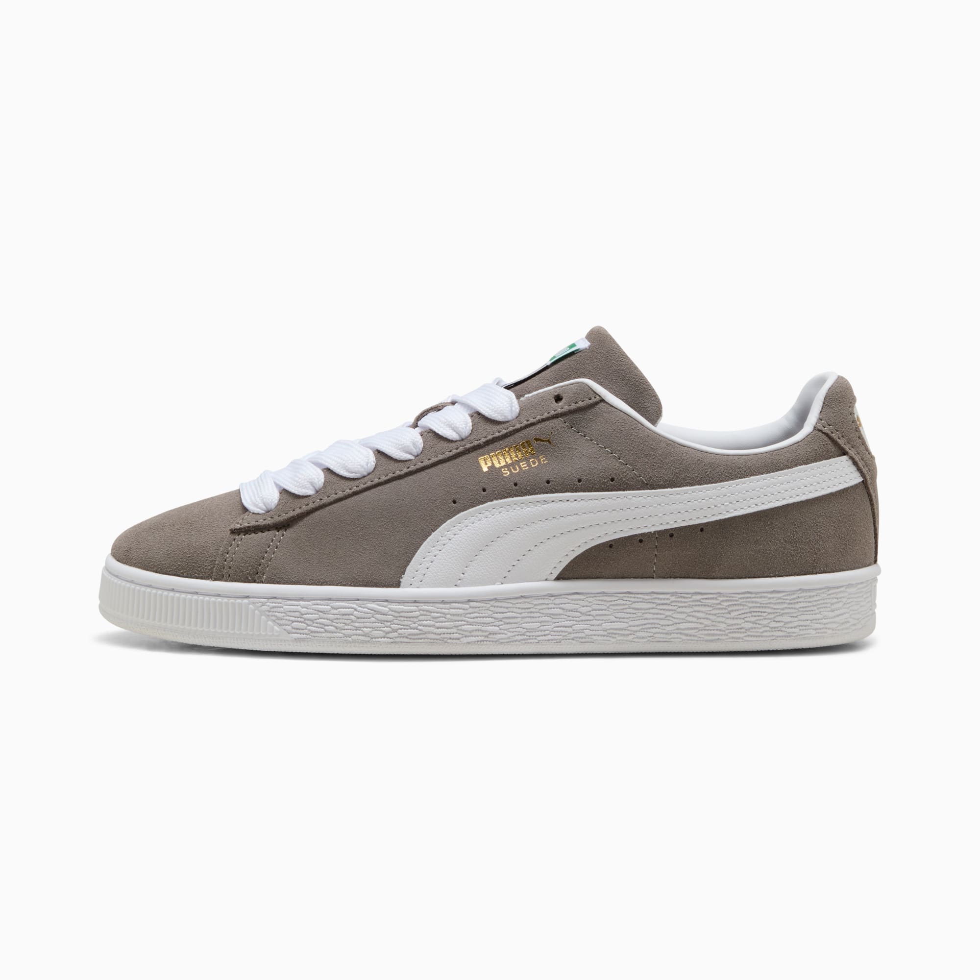 https://images.puma.com/image/upload/f_auto,q_auto,b_rgb:fafafa,w_2000,h_2000/global/399781/06/sv01/fnd/PNA/fmt/png/Suede-Classic-Sneakers