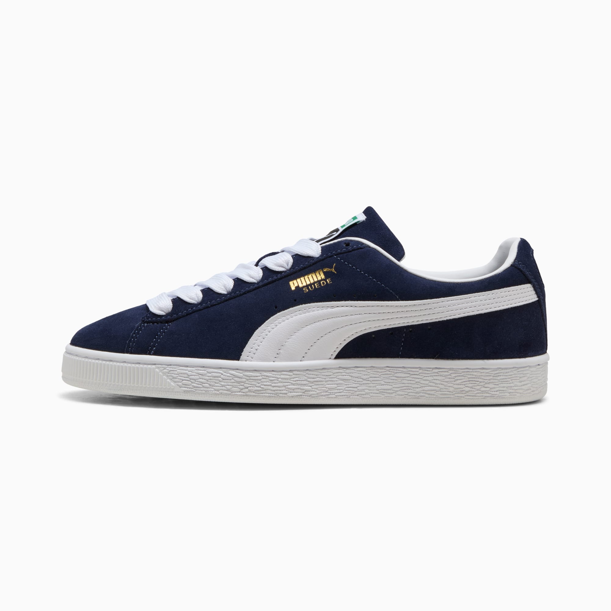 https://images.puma.com/image/upload/f_auto,q_auto,b_rgb:fafafa,w_2000,h_2000/global/399781/03/sv01/fnd/PNA/fmt/png/Suede-Classic-Sneakers
