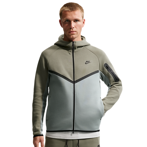 https://assets.footlocker.com/is/image/FLDM/V0949328_01?$tile500jpg$=true&fmt=png-alpha