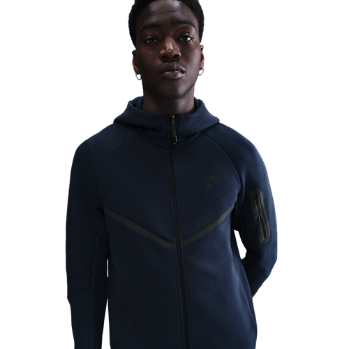 https://assets.footlocker.com/is/image/FLDM/V0949451_01?$tile500jpg$=true&fmt=png-alpha