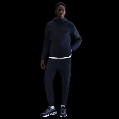 https://ik.imagekit.io/c2dr4dawp/https%3A%2F%2Fassets.footlocker.com%2Fis%2Fimage%2FFLDM%2FV0949451_05%3F%24tile500jpg%24%3Dtrue%26fmt%3Dpng-alpha?tr=f-jpg