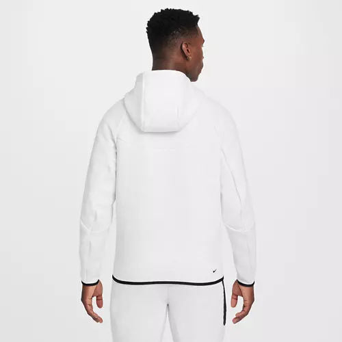 https://ik.imagekit.io/c2dr4dawp/https%3A%2F%2Fassets.footlocker.com%2Fis%2Fimage%2FFLDM%2FV0949051_02%3F%24tile500jpg%24%3Dtrue%26fmt%3Dpng-alpha?tr=f-jpg