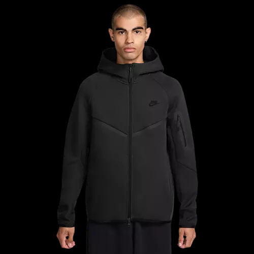 https://ik.imagekit.io/c2dr4dawp/https%3A%2F%2Fassets.footlocker.com%2Fis%2Fimage%2FFLDM%2FV0949010_01%3F%24tile500jpg%24%3Dtrue%26fmt%3Dpng-alpha?tr=f-jpg