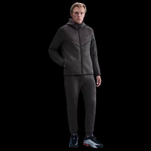 https://ik.imagekit.io/c2dr4dawp/https%3A%2F%2Fassets.footlocker.com%2Fis%2Fimage%2FFLDM%2FV0949032_04%3F%24tile500jpg%24%3Dtrue%26fmt%3Dpng-alpha?tr=f-jpg