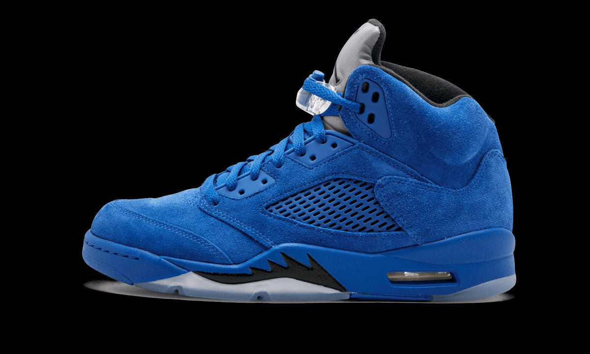 https://ik.imagekit.io/c2dr4dawp/https%3A%2F%2Fi5.walmartimages.com%2Fseo%2FJORDAN-MENS-Air-Jordan-5-Retro-Blue-Suede-136027-401-from-Stadium-Goods_abedd91d-cac7-4d99-92e8-0ebb49de7035.e232e65e86b8c66d640d7729b16406d3.png?tr=f-jpg
