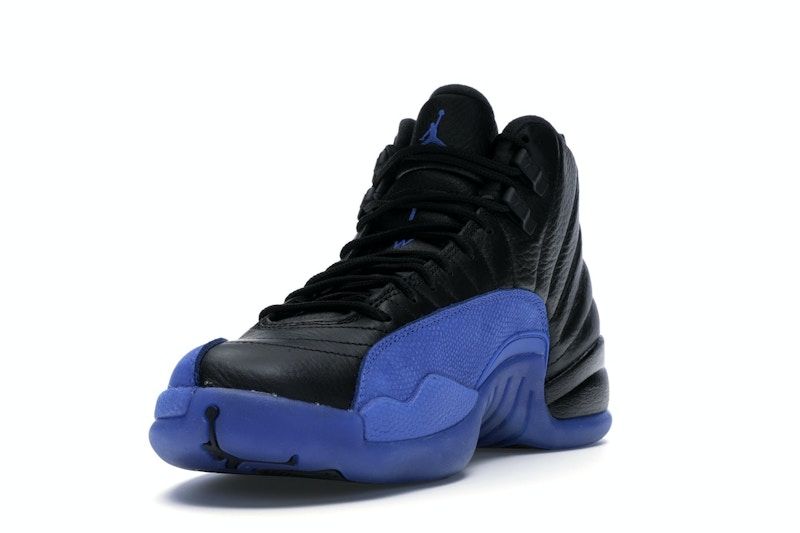https://ik.imagekit.io/c2dr4dawp/https%3A%2F%2Fimages.stockx.com%2F360%2FAir-Jordan-12-Retro-Black-Game-Royal%2FImages%2FAir-Jordan-12-Retro-Black-Game-Royal%2FLv2%2Fimg13.jpg?tr=f-jpg