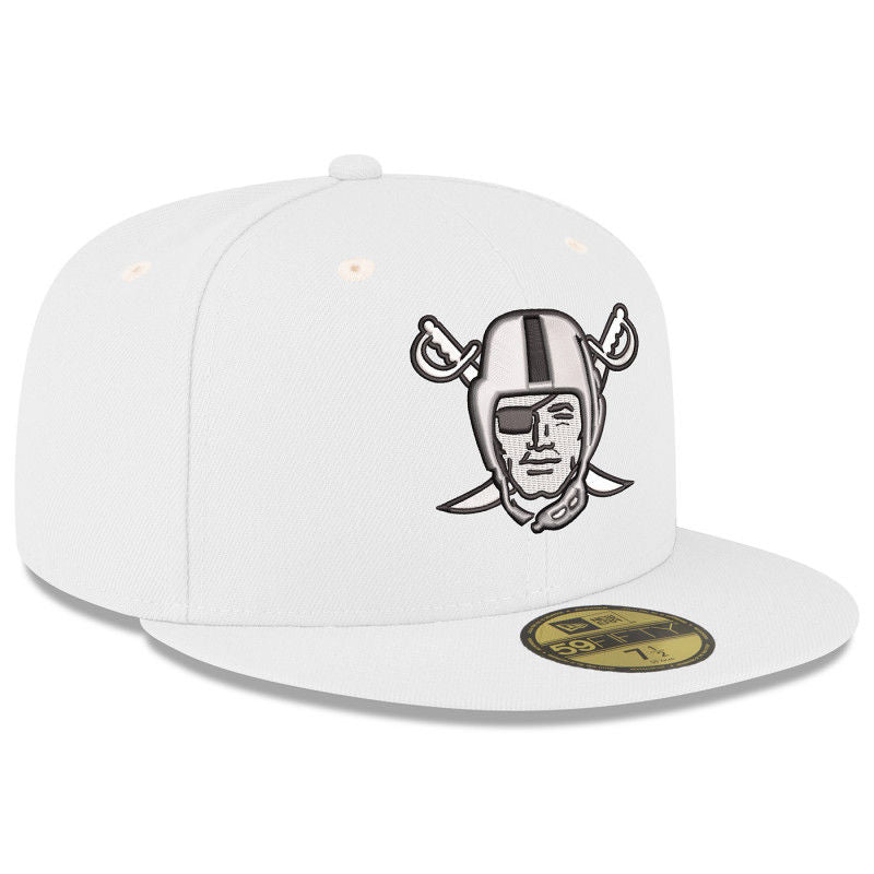 NEW ERA RAIDERS 59FIFTY PIRATE LOGO WHITE CAP