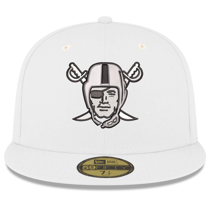 NEW ERA RAIDERS 59FIFTY PIRATE LOGO WHITE CAP