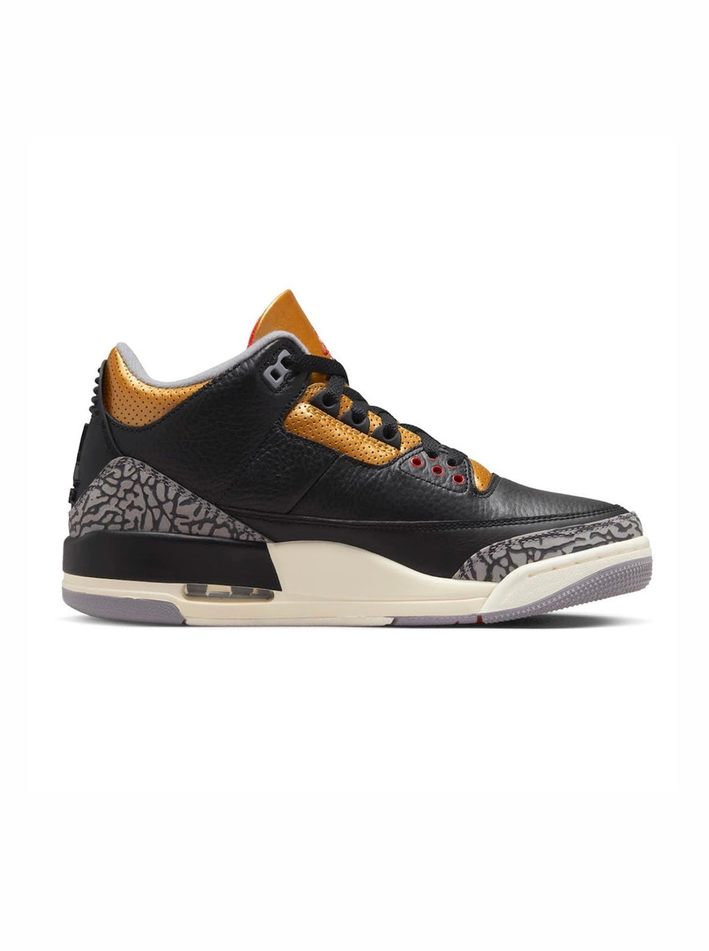 https://cdn.shopify.com/s/files/1/0257/0321/9255/files/nike-footwear-nike-wmns-air-jordan-3-retro-black-gold-2022-32522809278519.jpg?v=1732016858