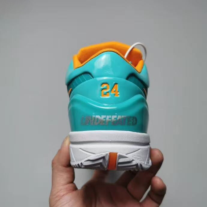 Undefeated Zoom Kobe 4 Protro 'Hyper Jade' CQ3869-300