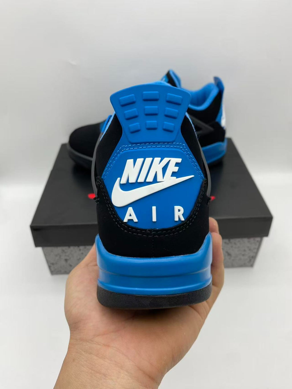 Jordan 4 "Blue Surge" 2026 Size US  (Men's)