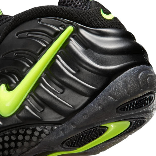 Nike Air Foamposite Pro 'Voltage' 2026 HF0794-002