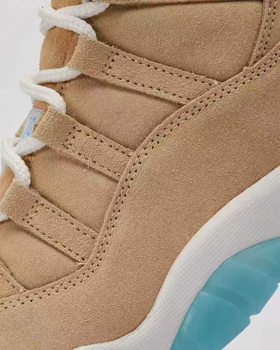 Air Jordan Retro 11 H Town IO8960-707