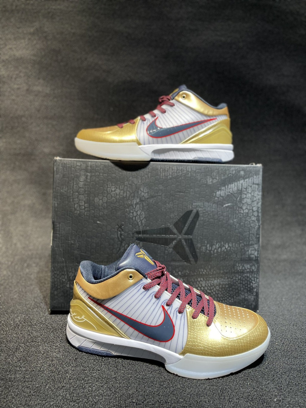 Zoom Kobe 4 Protro Gold Medal - FQ3544-100