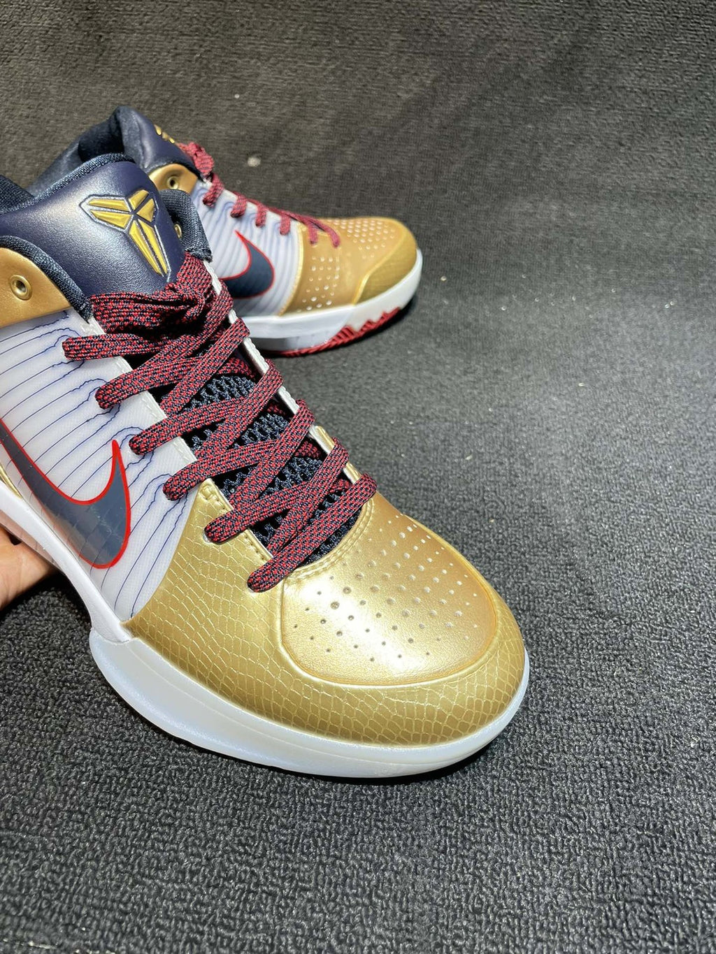 Zoom Kobe 4 Protro Gold Medal - FQ3544-100
