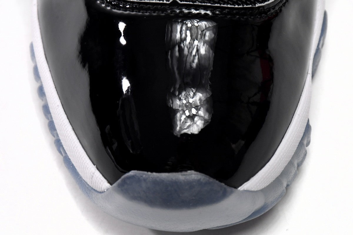 Air Jordan 11 Retro "Space Jam"