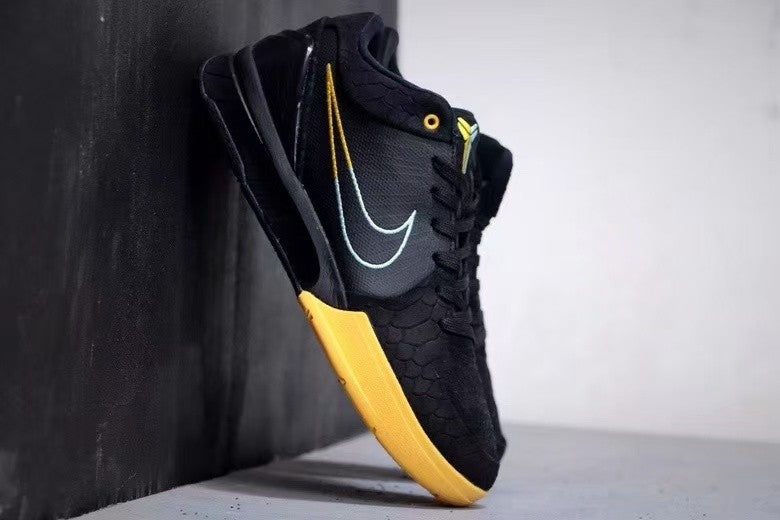 Zoom Kobe 4 Protro nakeskin' AV6339-002