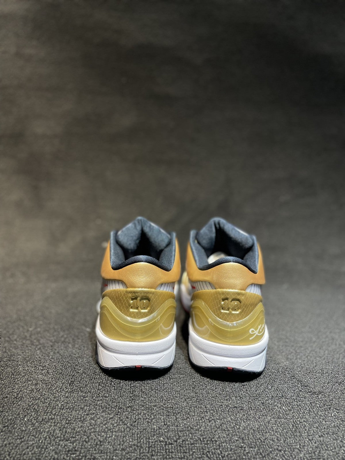 Zoom Kobe 4 Protro Gold Medal - FQ3544-100