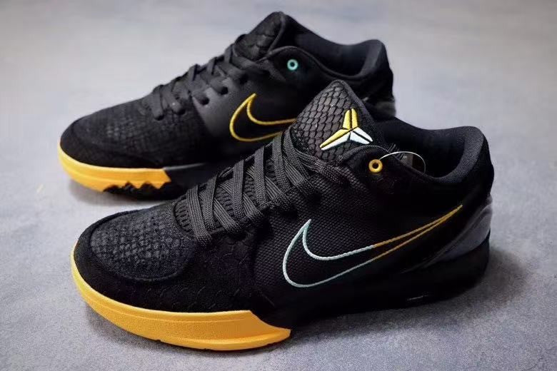 Zoom Kobe 4 Protro nakeskin' AV6339-002