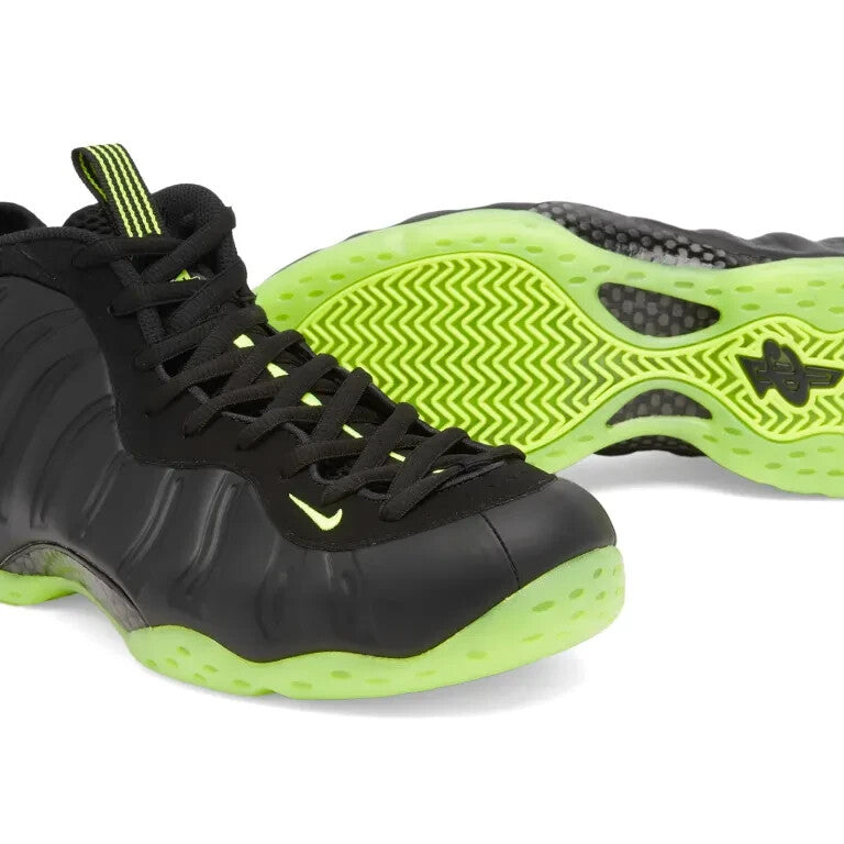 Nike Air Foamposite One Sneaker in Black and Volt Shoes