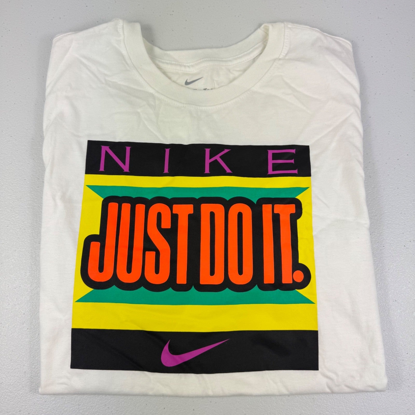 Nike Men’s T-Shirt Bundle  New Graphic Tees Red Blue White Black Sizes S-3XL