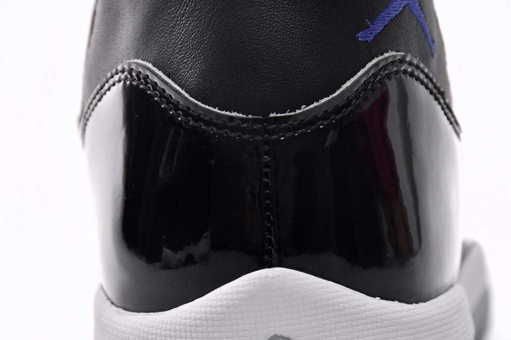 Air Jordan 11 Retro "Space Jam"