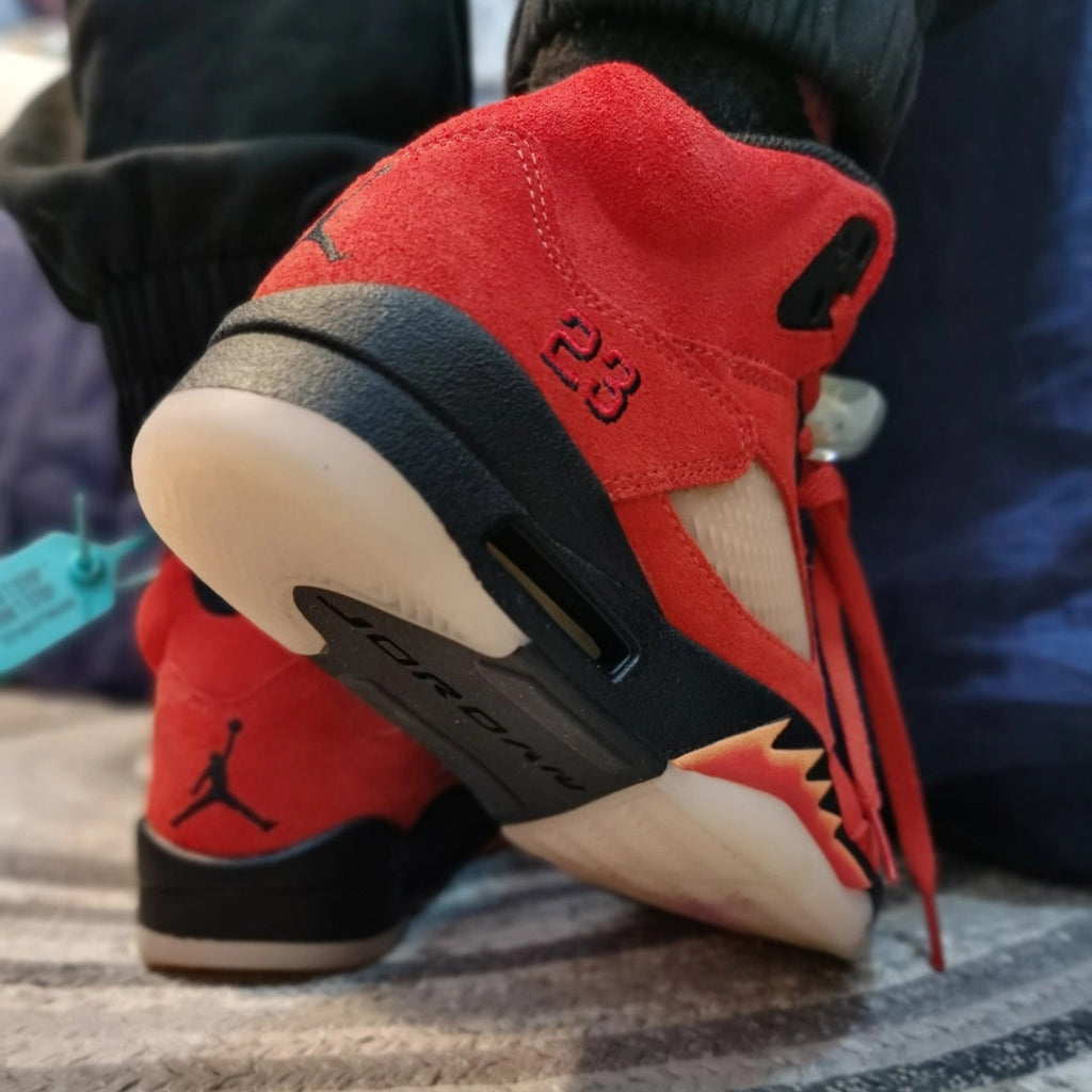 Nike  Wmns Air Jordan 5 Retro Dunk on Mars DD9336-800