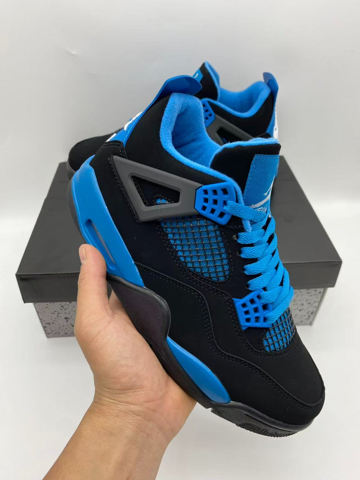 Jordan 4 "Blue Surge" 2026 Size US  (Men's)