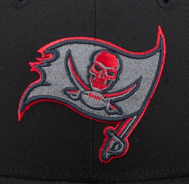 New Era Tampa Bay Buccaneers Color Pop Red & Black 59Fifty Size 7 1/4 🔥