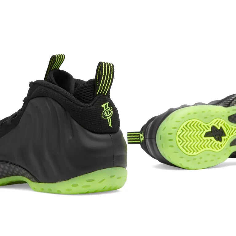 Nike Air Foamposite One Sneaker in Black and Volt Shoes