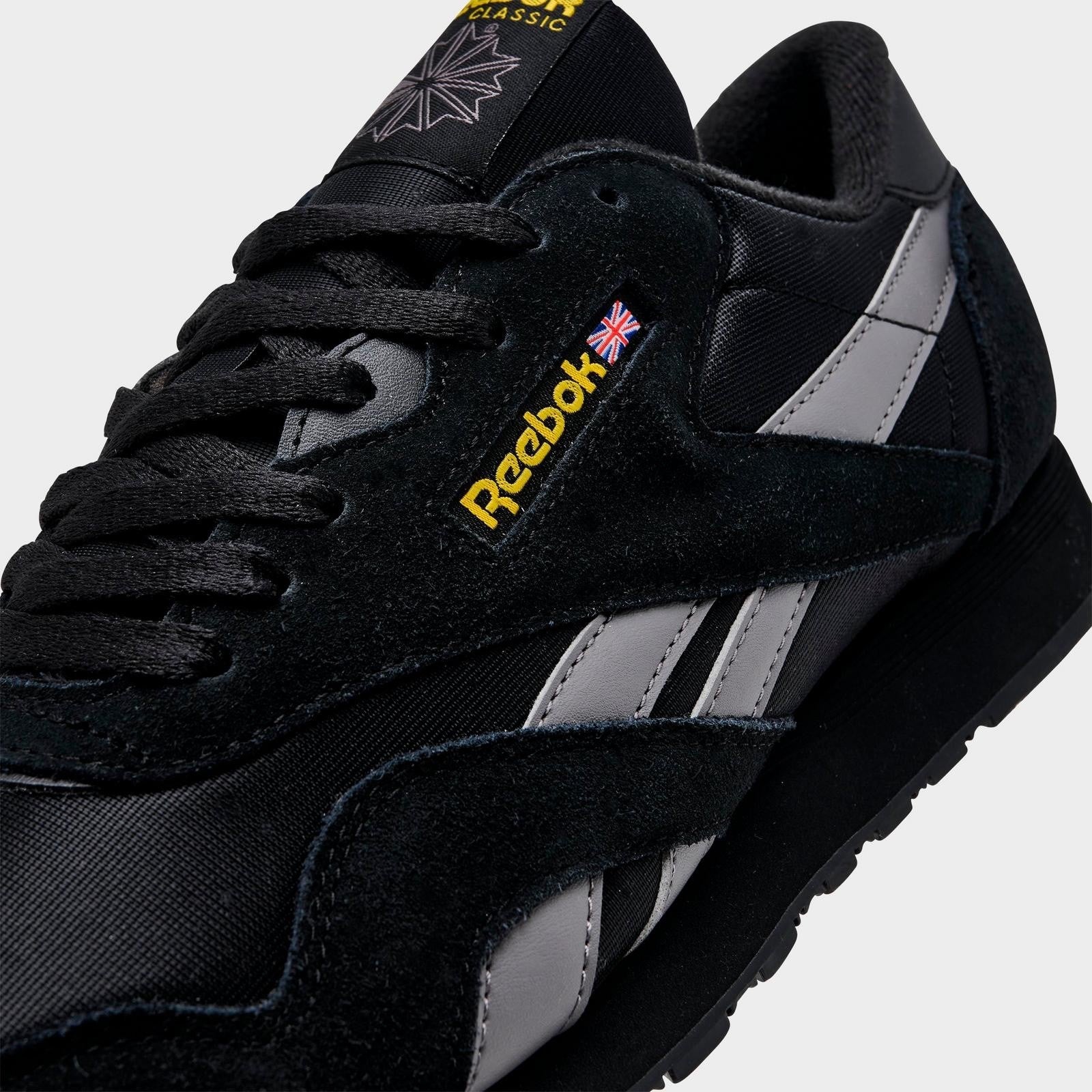 Reebok Classic Leather Classic Nylon  White Black Mens Shoes Sneakers Size 8-13