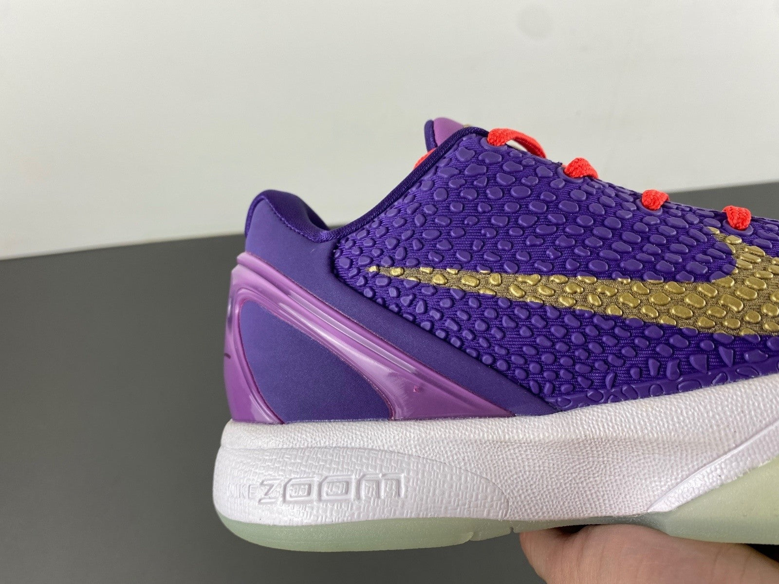 FV4921-708 Zoom Kobe 6 Protro Purple