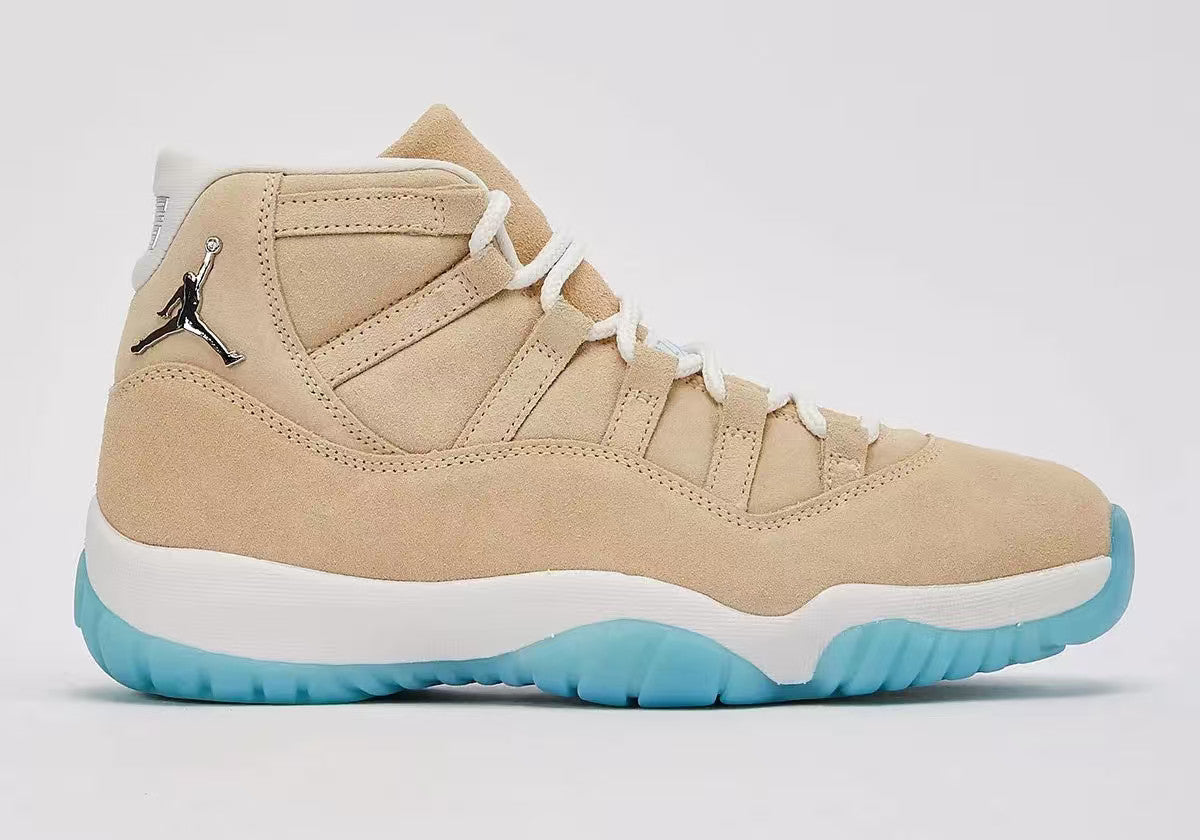 Air Jordan Retro 11 H Town IO8960-707