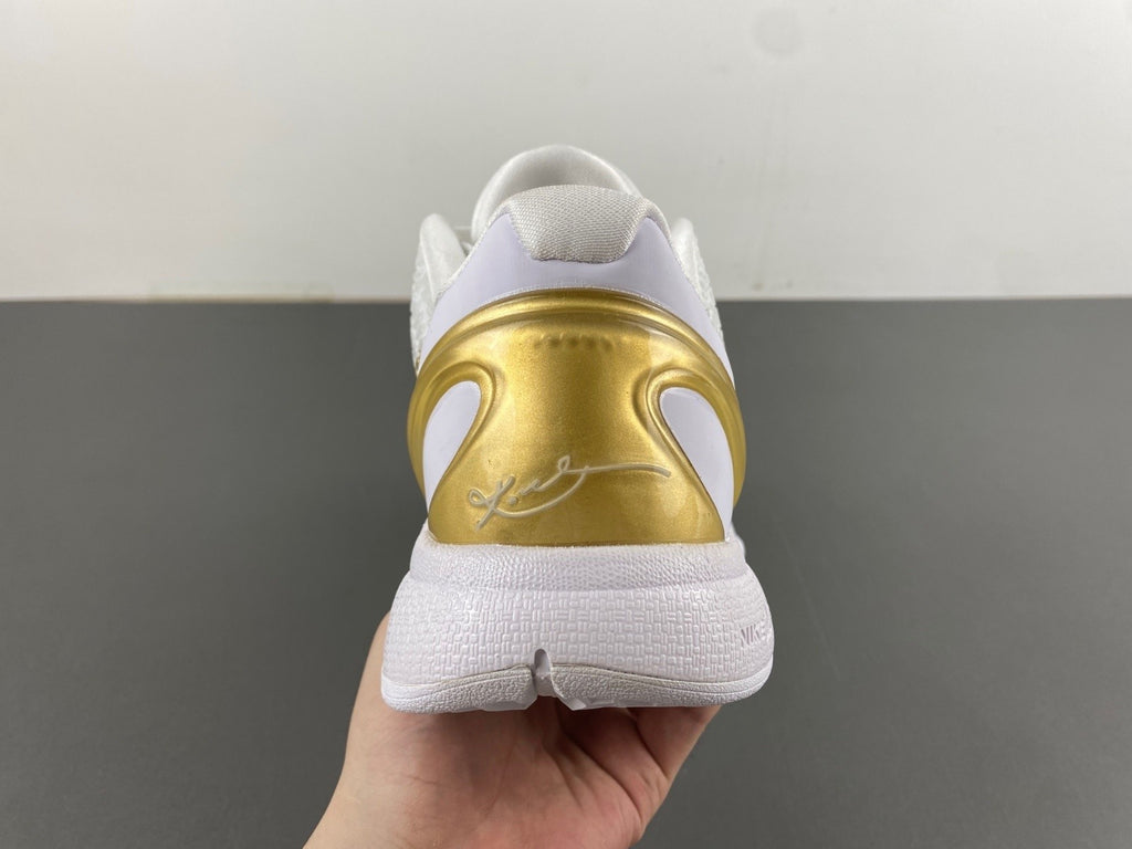 FV4921-608 Zoom Kobe 6 Protro White