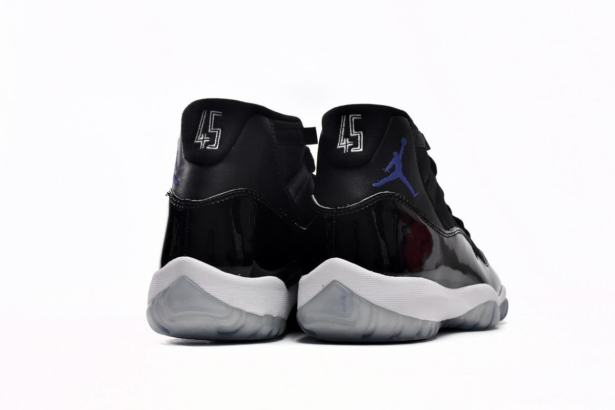 Air Jordan 11 Retro "Space Jam"
