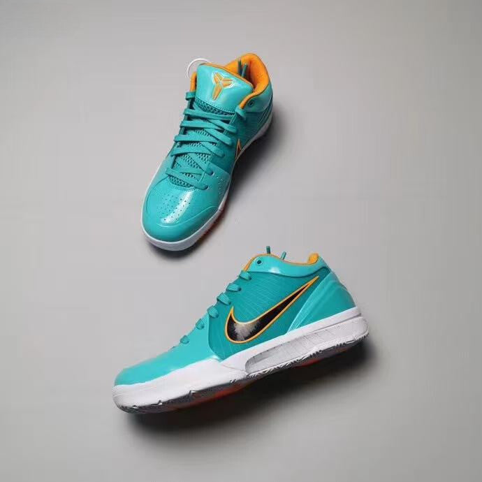 Undefeated Zoom Kobe 4 Protro 'Hyper Jade' CQ3869-300
