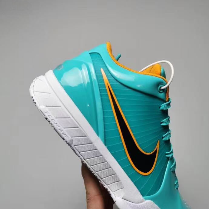 Undefeated Zoom Kobe 4 Protro 'Hyper Jade' CQ3869-300