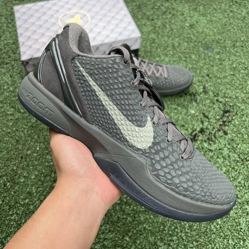 NK Kobe 6 Black Mamba Collection Fade to Black 869457-007 Men's Size.